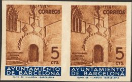 AYUNTAMIENTO DE BARCELONA. ** MNH 13s(2) 5 Cts Castaño Y Azul, Pareja. SIN DENTAR. MAGNIFICA. (Edifil 2017: 64&eu - Barcellona