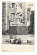 SAUGUES  (cpa 43)  Monument Aux Enfants De Saugues Morts Pour La France - ## RARE ## -   - L 1 - Saugues