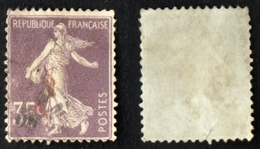 N° 136 35c Violet SEMEUSE Chiffre MAIGRE B Cote 15€ - 1906-38 Säerin, Untergrund Glatt