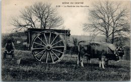 FOLKLORE  -- SCENE DU CENTRE  - N° 528 - La Rentrée Des Récoltes - Autres & Non Classés