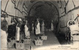 FOLKLORE  -- La CHAMPAGNE - Travail Du Vin De Champagne - L'Entreillage - Autres & Non Classés