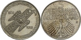 Türkei: Lot 3 Münzen, Ahmed III. Ibn Mohammed (1703-1730): Zolota AH 1115, Jahr V (1707). Istanbul. KM 156. - Turkey