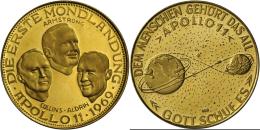 Medaillen Deutschland: Raumfahrt: Lot 2 Stück; Goldmedaille 1969, Apollo 11, Gold 900, 26 Mm, 10,5 G, Min. Berieben - Other & Unclassified