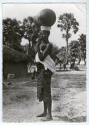 CPSM   NIGER   1959      FEMME ET SON ENFANT SUR LE DOS - Niger