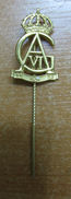 AC - SWEDISH PIN - BADGE 1952 - Archery