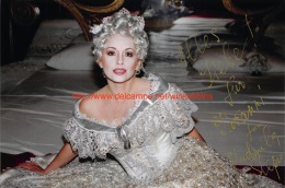 Ludmila Slepneva Opera - Autographs