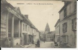 Songeons  La Mairie   Rue Du Marechal Boufflers - Songeons