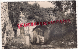 77 - PROVINS - LA POTERNE FANERON - 1955 - Provins