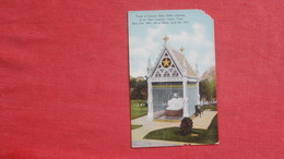 Civil War Monument  Texas > Austin   Tomb Of General Albert Sidney Johnston-- As Is Paper Chip Top Corner Ref  2589 - Austin