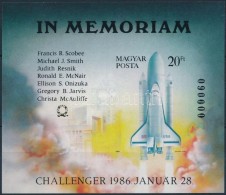 ** 1986 In Memoriam Challenger Vágott Blokk (4.500) - Altri & Non Classificati