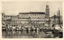 T2 Split, Zidine Dioklecijanove Palace, Port, Ships - Unclassified
