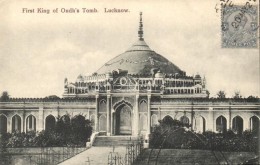 T2 Lucknow, First King Of Oudh's Tomb - Unclassified