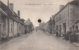 LA TRIMOUILLE  - Route Du Dorat - La Trimouille