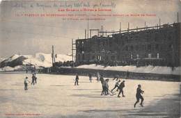 31-LUCHON- PLATEAU  DE SUPERBAGNIERES - LA PATINOIRE PENDANT LE MATHC DE HOCKEY ET L'HÔTEL EN CONSTRUCTION - Luchon