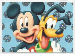 Mickey Et Pluto. - Disneyland