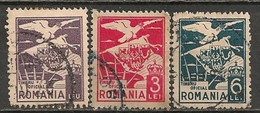 Timbres - Roumanie - Service Oficial - Lot De 3 Timbres - - Dienstmarken