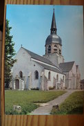 D 45 - Le Gatinais Artenay - L'église Saint Victor - Artenay