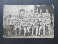 AK Österreich 1. WK Österreichische Armee / Heer. 19 Soldaten / Kleine Truppe. 1915 Feldpost. I. Marsch - Guerra 1914-18