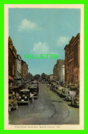 ST JOHN, NEW BRUNSWICK - KING STREET, ANIMATED WITH OLD CARS - PECO - - St. John