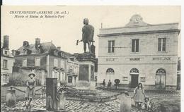 Chateauneuf Sur Sarthe  Mairie   Et Statue De Robert Le Fort - Chateauneuf Sur Sarthe