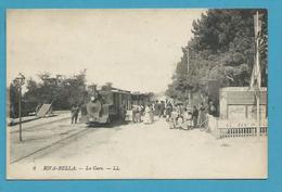 CPA 8 - Chemin De Fer Train En Gare De RIVA BELLA 14 - Riva Bella