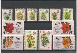 FIDJI Années  1970-72-77 Fleurs** Côte: 40,00 € - Altri & Non Classificati