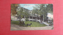 Oak Birch Inn  Alton Bay - New Hampshire >    -ref-2600 - White Mountains