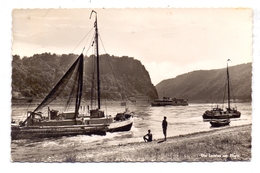 BINNENSCHIFFE - RHEIN, Aalschokker An Der Loreley - Pêche