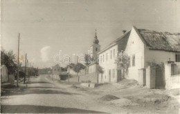 * T2 1954 Balatonalmádi, Vörösberény, Utcakép Templommal. Photo - Unclassified