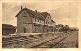 ** T2/T3 Ungvár, Uzhorod; Vasútállomás / Railway Station (EK) - Non Classificati