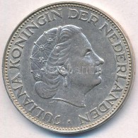 Hollandia 1964. 2 1/2G Ag 'I. Julianna' T:2
Netherlands 1964. 2 1/2 Gulden Ag 'Juliana' C:XF - Unclassified