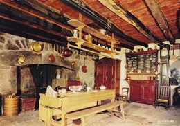 AUVERGNE. - La Planche à Sécher Des Fromages. - Le Vaisselier - L'Horloge. CPSM - Fermes