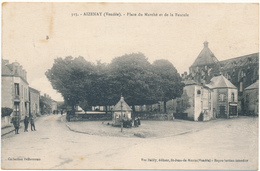 AIZENAY - Place Du Marché Et De La Bascule - Aizenay