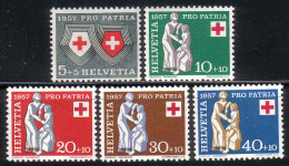 1957 PRO PATRIA Zu 81-85 / 641-645 ** / MNH Série Complète - Ongebruikt