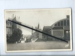 Carte - 7 - Ussel  -(Corrèze) - Le Marché Et La Maison Des Ventadours - Ussel