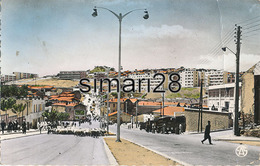 TIARET - N° 30 - BOULEVARD DES FRERES SERGENT - Tiaret