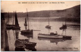 22 BREHEC - UN Coin Du Port - Les Bateaux De Pêche   (Recto/Verso) - Autres Communes