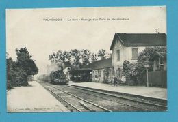 CPA -  Chemin De Fer Passage D'un Train De Marchandises Gare VALMONDOIS 95 - Valmondois