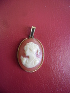 Pendentif CAMEE Femme De Profil - Colgantes