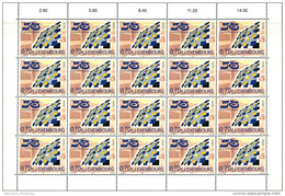 Luxembourg Feuille De 20 Timbres à 0,70 Euro 50 Annos Schola Europaea Ecole Européenne 2004 - Feuilles Complètes