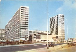 93-LA COURNEUVE- LES GRANDS ENSEMBLES - La Courneuve