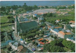 Les Moutiers-en-Retz. La Place De L'église - Les Moutiers-en-Retz