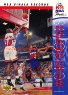 Upper Deck 93/94 Nr:  207 B.J. Armstrong  - 1990-1999