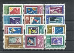 HUNGRIA  YVERT  AEREO  238/69   MNH  ** - Unused Stamps