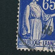 N° 365 Type Paix  65c Timbre France Oblitéré 1937 Variété Blanc De La Voilure Prononcée - Used Stamps