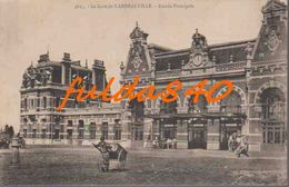 CPA.    LA GARE DE CAMBRAI-VILLE.  Entrée Principale. .     (animée) - Orchies