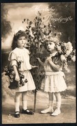A4915 - Alte Glückwunschkarte - Pfingsten - 2 Hübsche Mädchen Mit Blumen - Mode Frisur Kleid - WSSB - Pentecostés