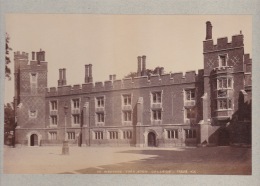 170617 - 2 PHOTOS Anciennes - ROYAUME UNI ANGLETERRE - BERKSHIRE - ETON In Westons Yard College Chapel - Otros & Sin Clasificación