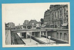 CPSM - Chemin De Fer Gare BOIS-COLOMBES 92 - Autres & Non Classés