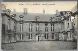 95 Méry Sur Oise  Le Château Et La Cours D'Honneur - Mery Sur Oise